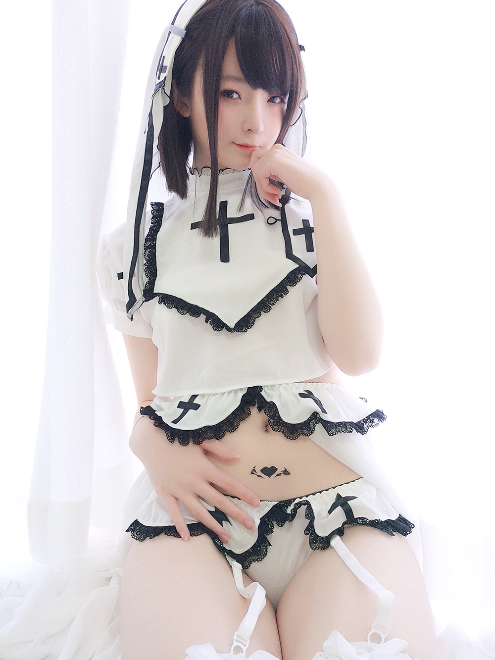 在竞争激烈的Coser圈，一小央泽从外貌到实力，从作品到性格，一小央泽浑身都是闪光点(图1)