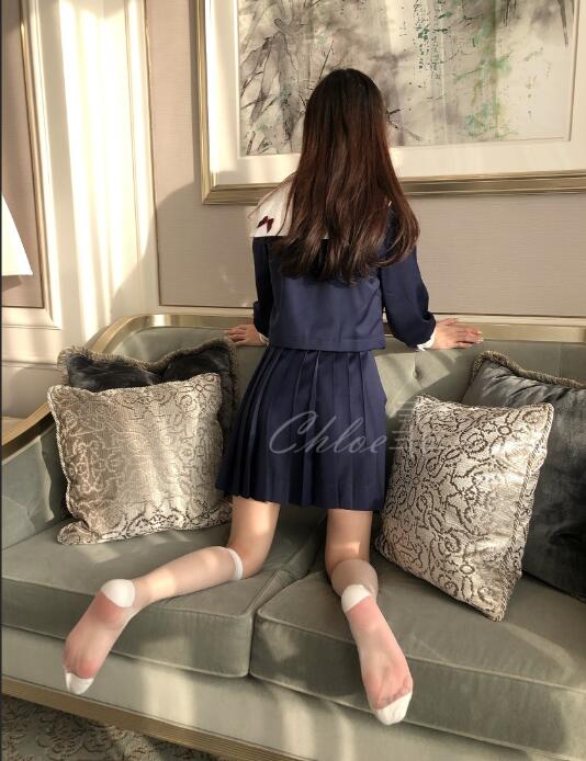 Chloe霏霏:时尚界的新宠和新作品赏析(图1) Chloe霏霏:时尚界的新宠和新作品赏析(图1)